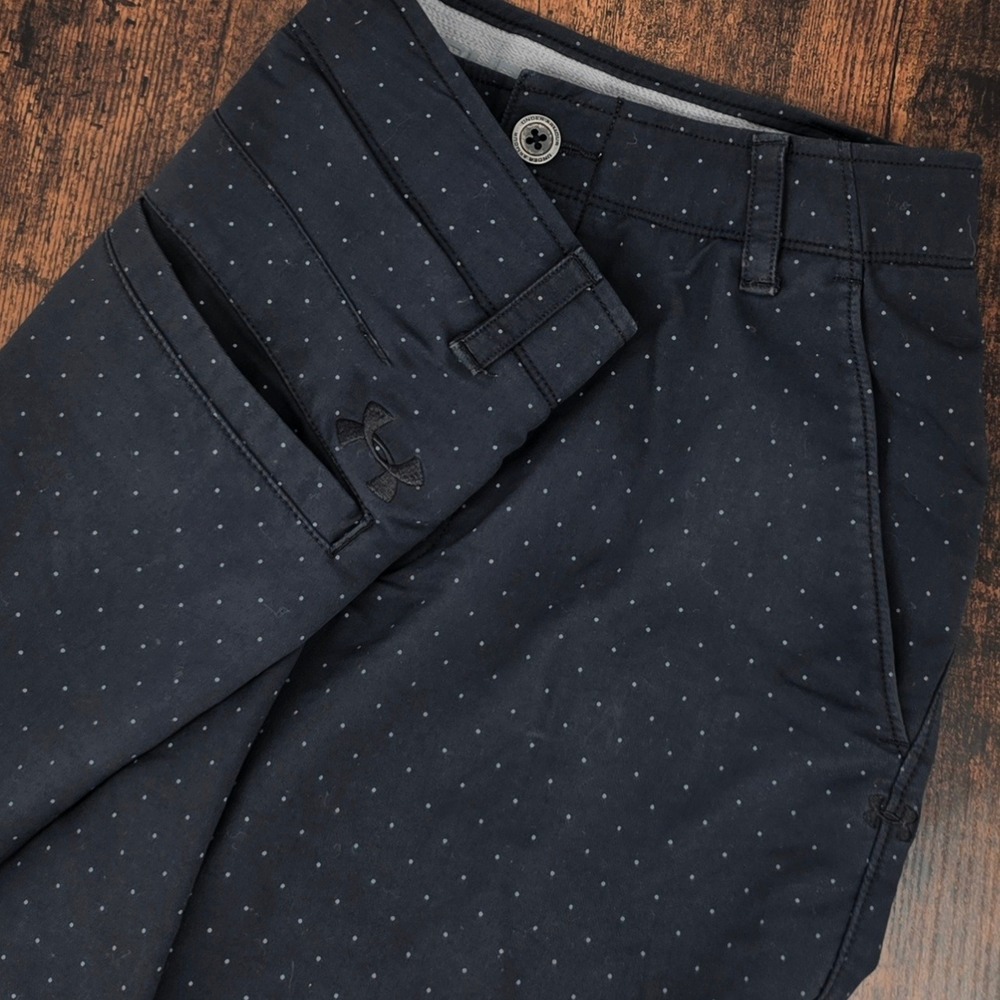 Under Armour HeatGear Golf Shorts Mens 32 Black Micro Dot 10.5"‎ Inseam Loose